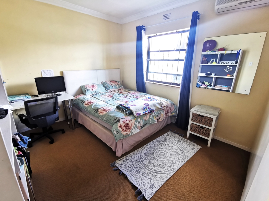 To Let 3 Bedroom Property for Rent in Kleingeluk Western Cape